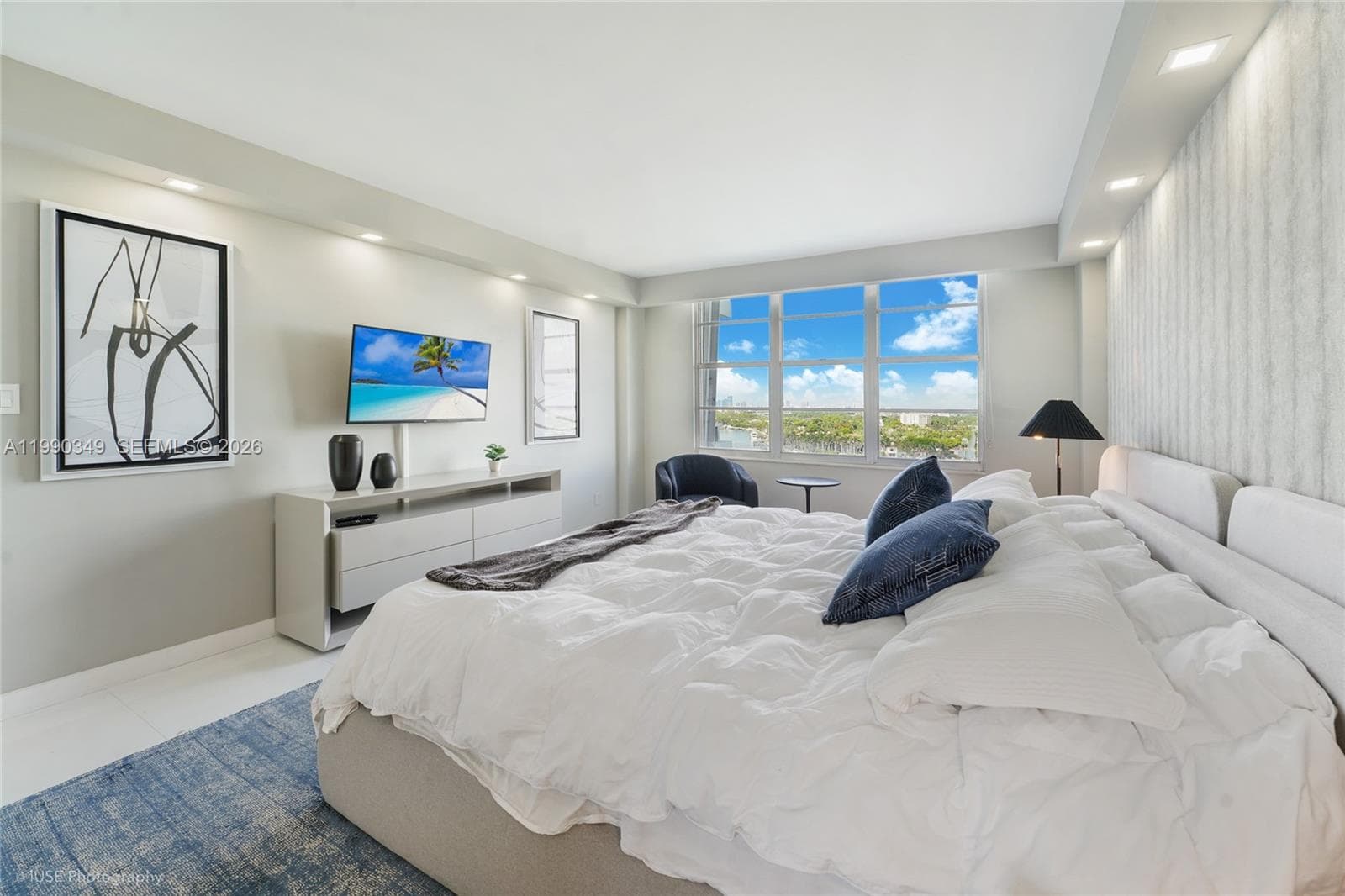 5161 Collins Ave 1508 photo 13