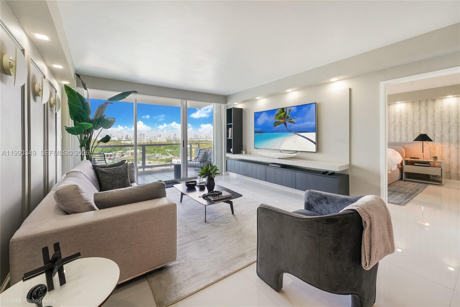 5161 Collins Ave 1508 photo 8
