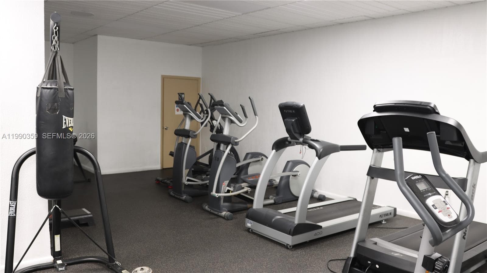 1865 Ocean Dr 4F photo 15