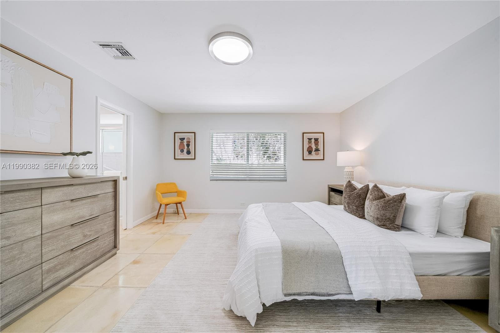 640 Mashta Dr photo 16