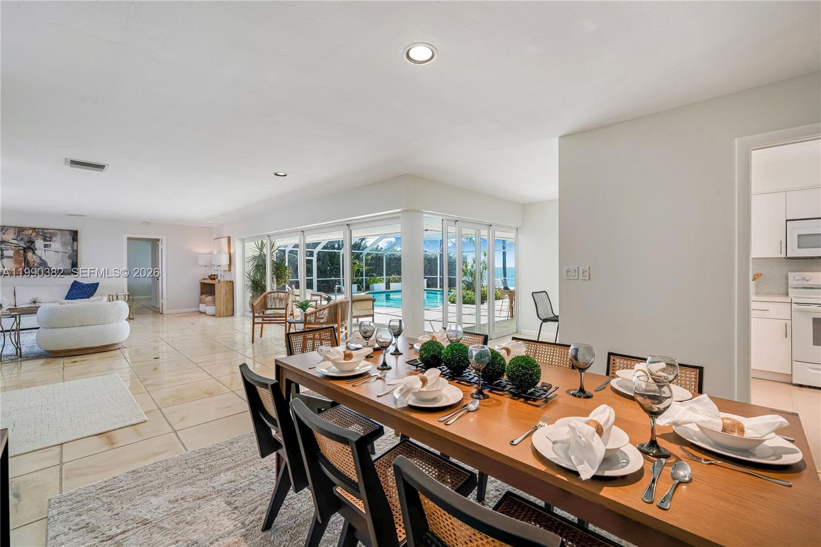 640 S Mashta Dr photo 20