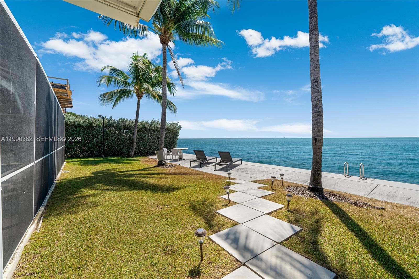 640 S Mashta Dr photo 9