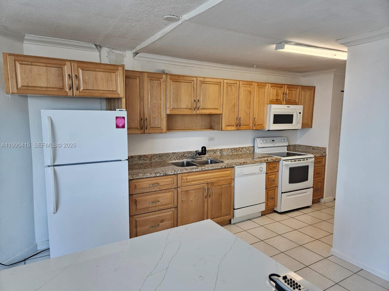 7135 Collins Ave 1821 photo 2