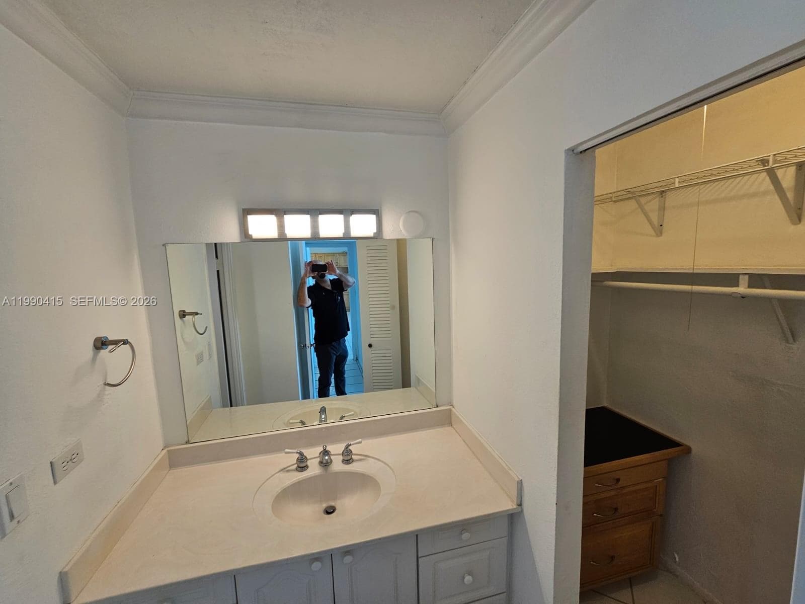 7135 Collins Ave 1821 photo 6