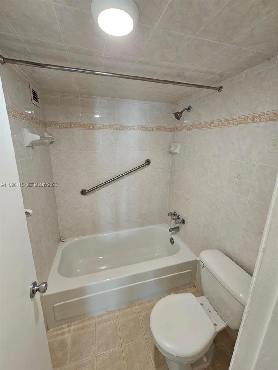 7135 Collins Ave 1821 photo 7