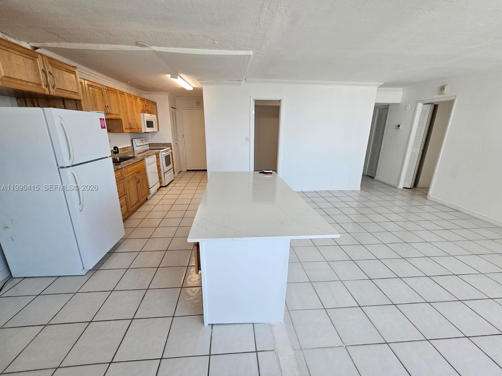 7135 Collins Ave 1821 photo 15