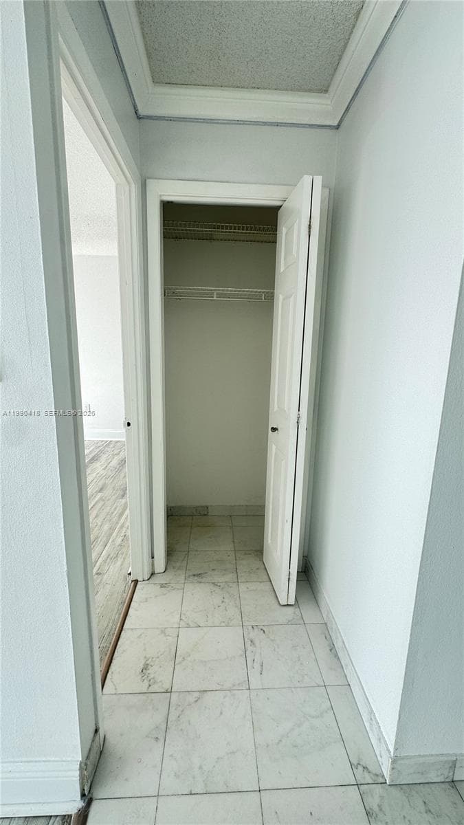 18061 Biscayne Blvd 1203 photo 13