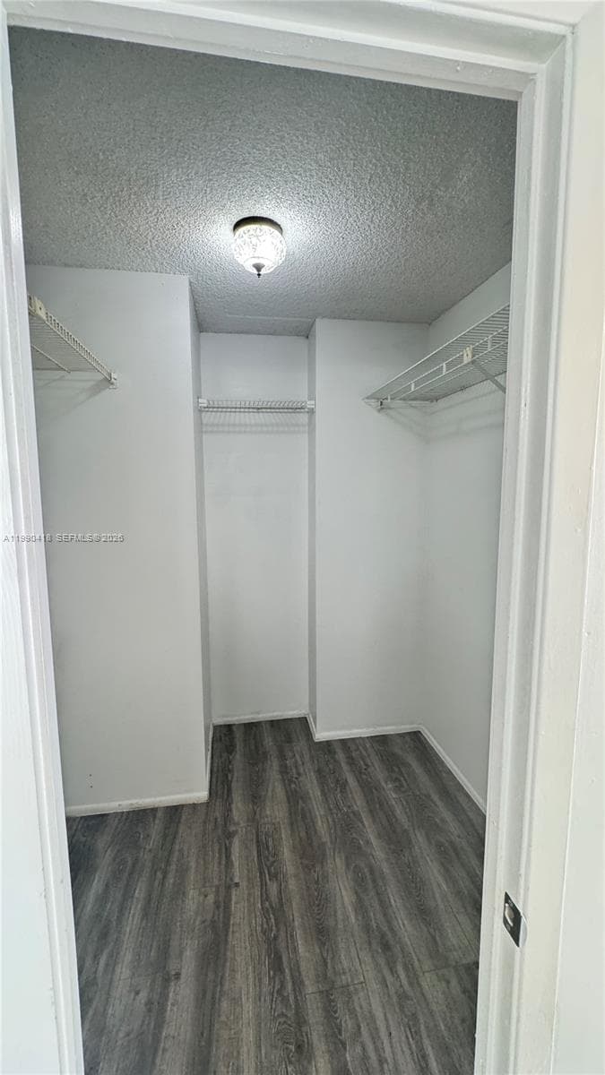 18061 Biscayne Blvd 1203 photo 16