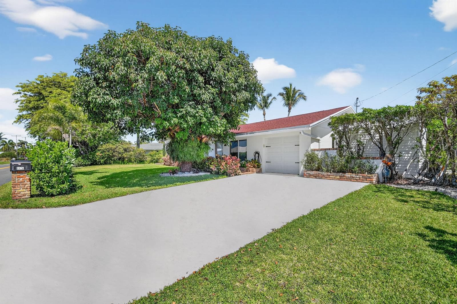 8416 Pine Tree Lane photo 1
