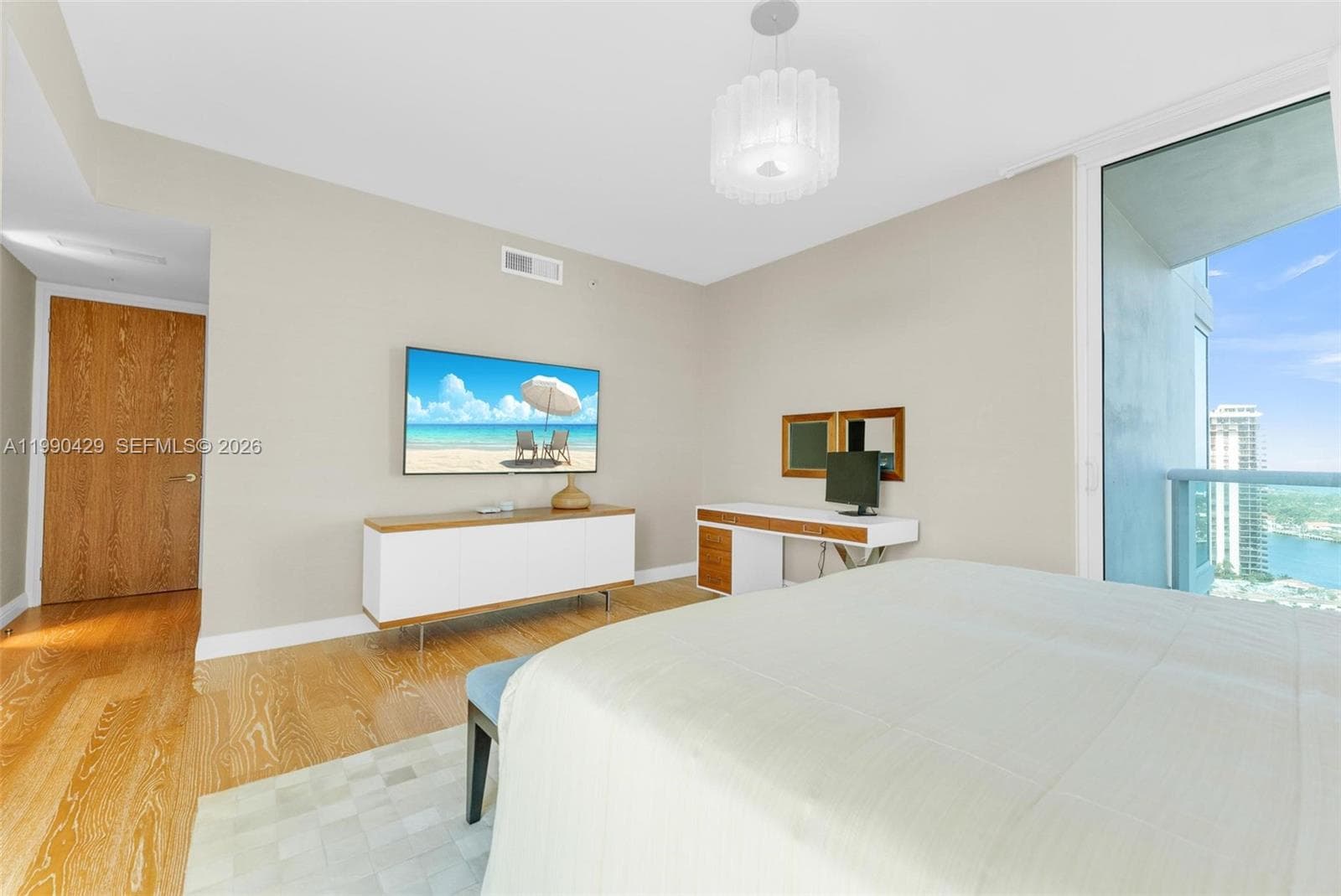 19400 Turnberry Way 2011 photo 22