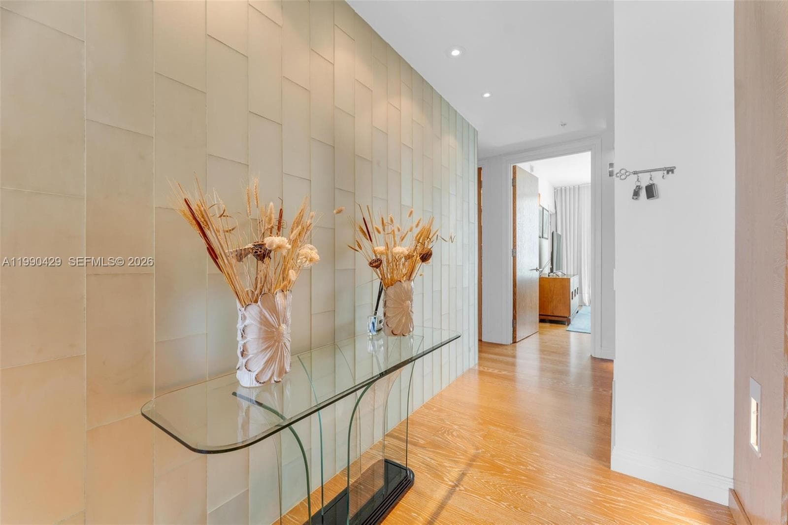 19400 Turnberry Way 2011 photo 10