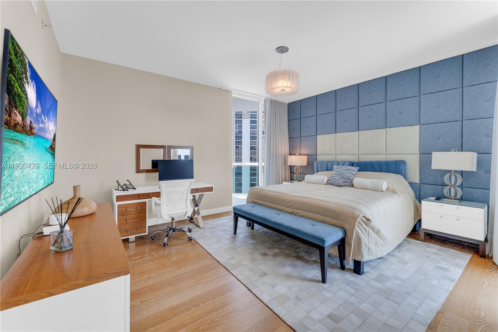 19400 Turnberry Way 2011 photo 21