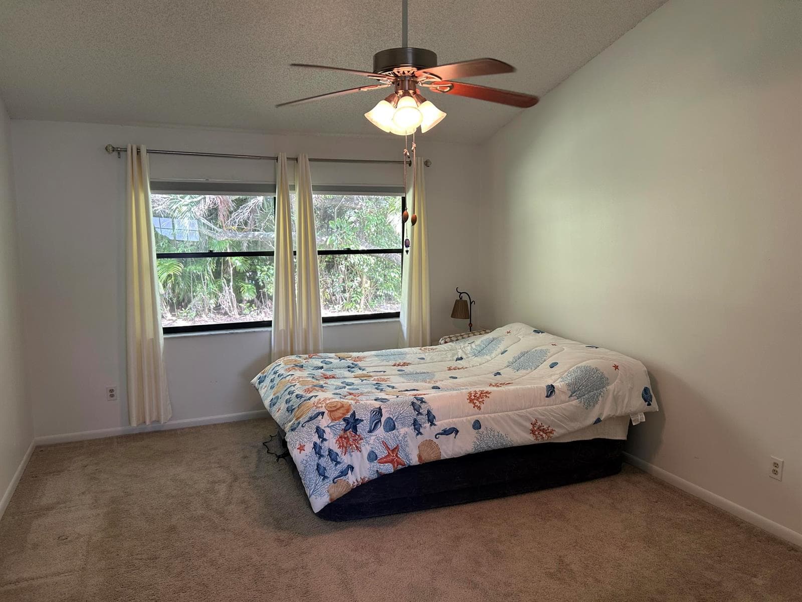 7207 Le Chalet Boulevard photo 11