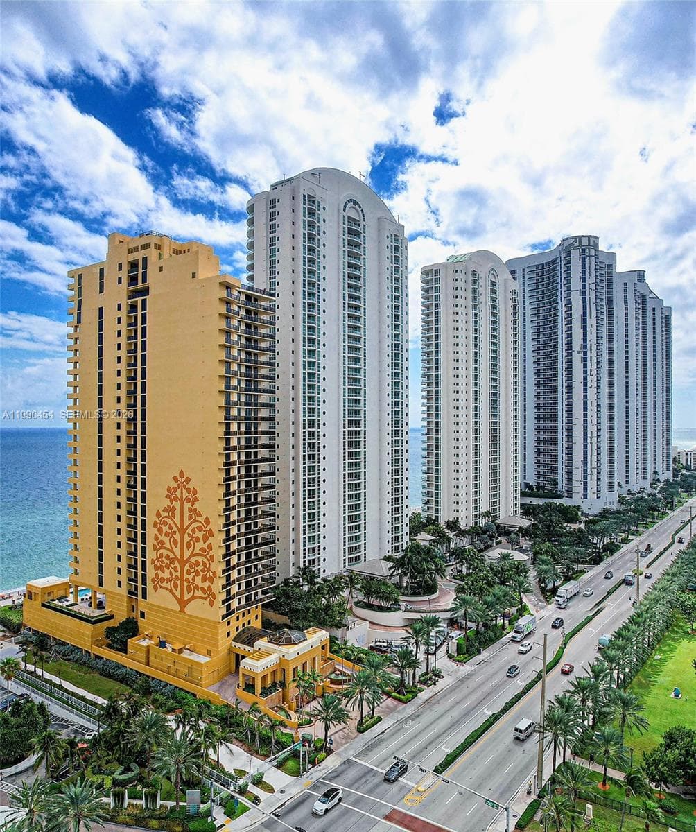16275 Collins Ave ( Direct Ocean View ) XX01 photo 23