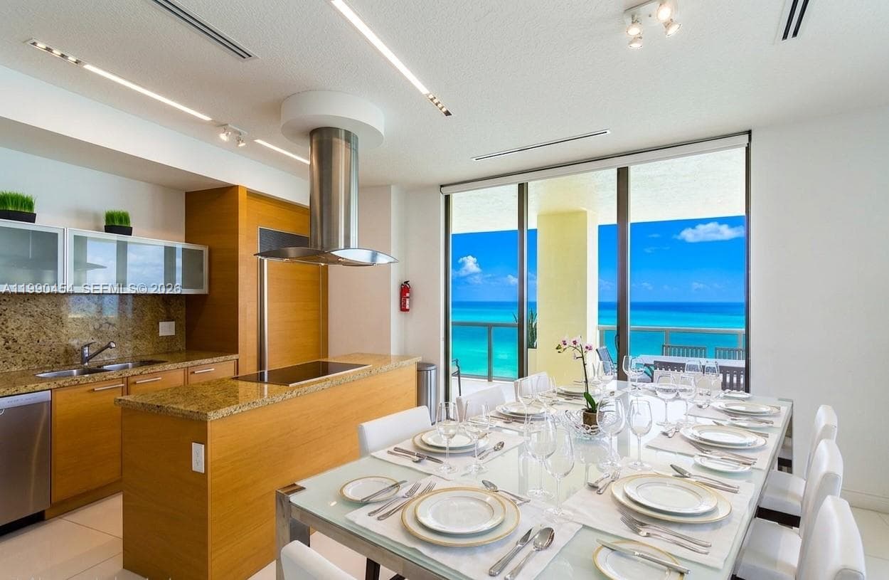 16275 Collins Ave ( Direct Ocean View ) XX01 photo 7