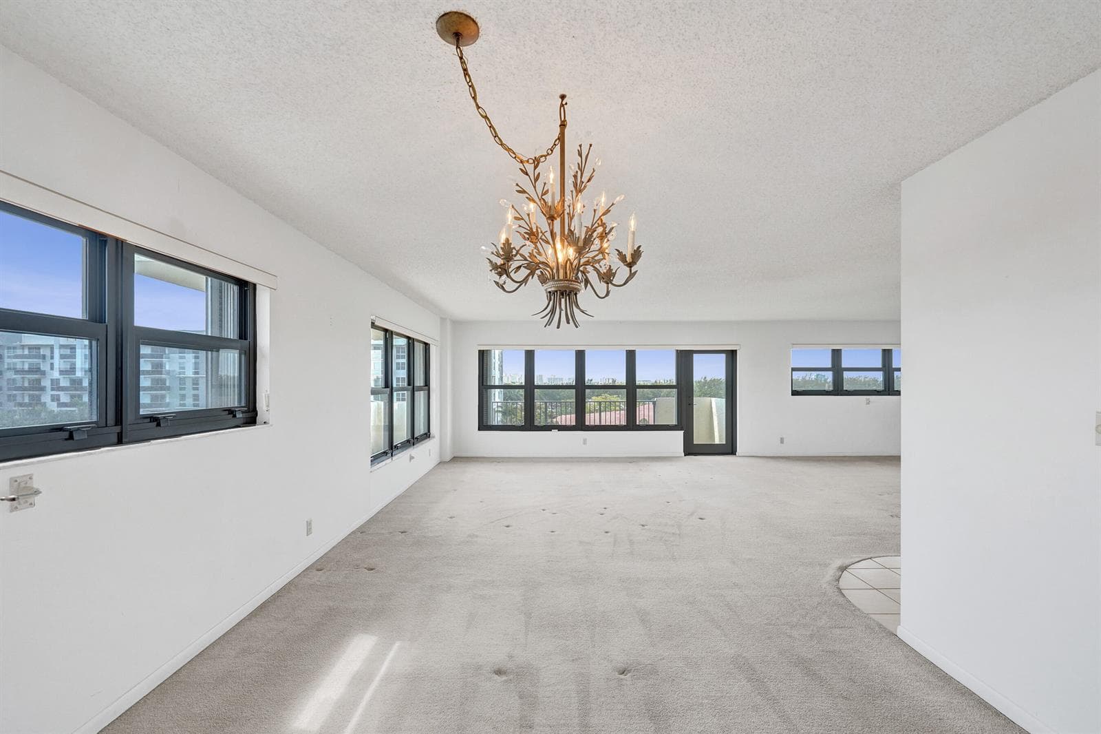 3200 Port Royale Drive N 701 photo 6