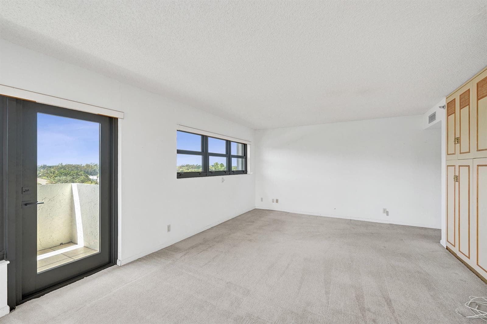 3200 Port Royale Drive N 701 photo 16