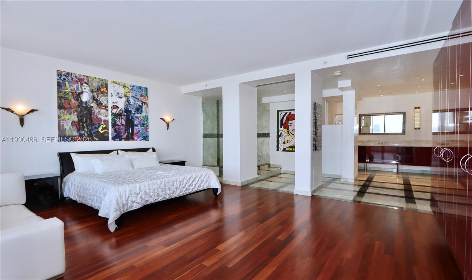 1000 Island Blvd PH2 photo 22