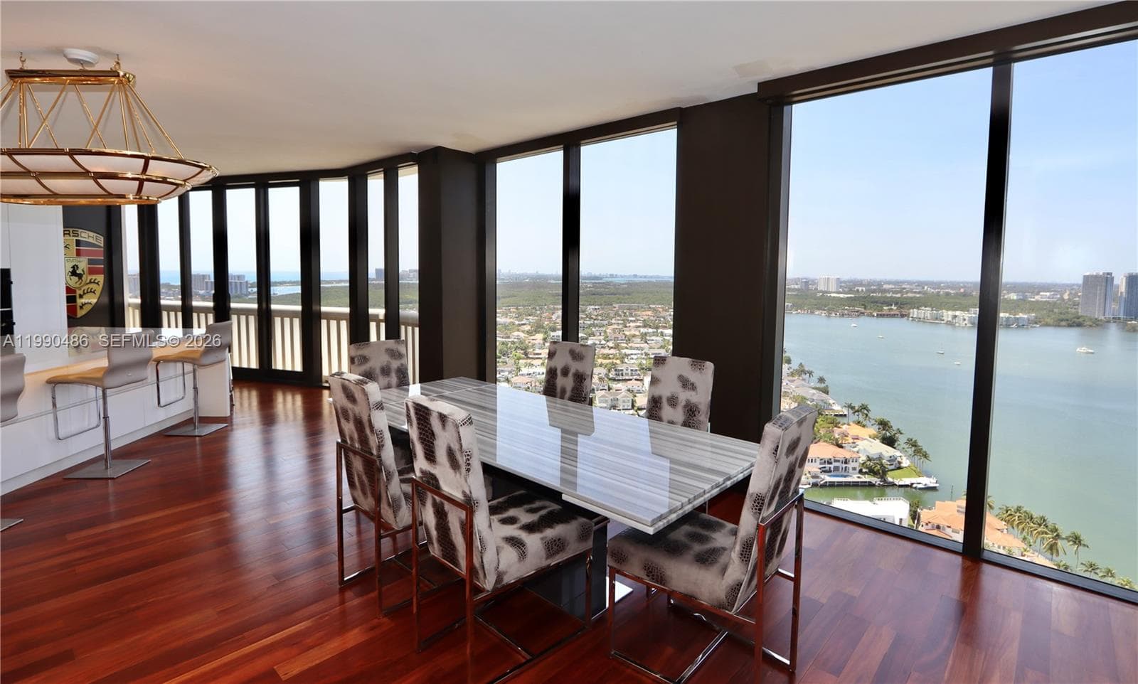 1000 Island Blvd PH2 photo 1