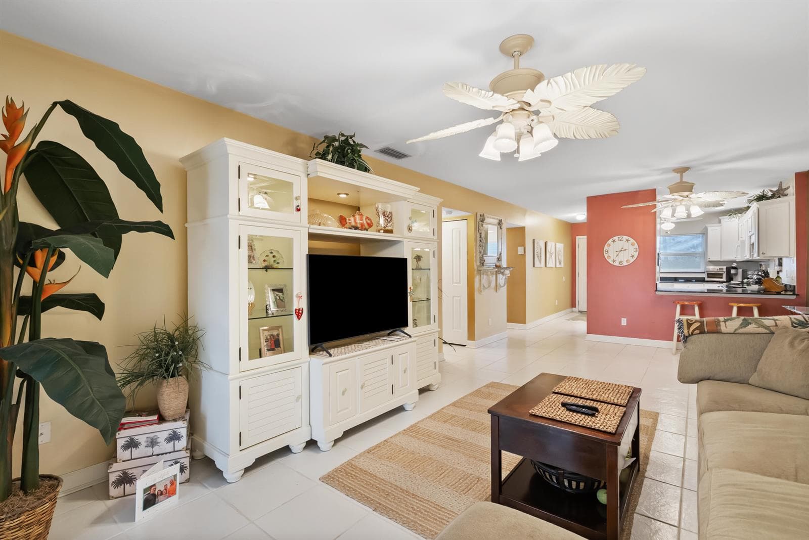 1351 Bayshore Drive 304 photo 6