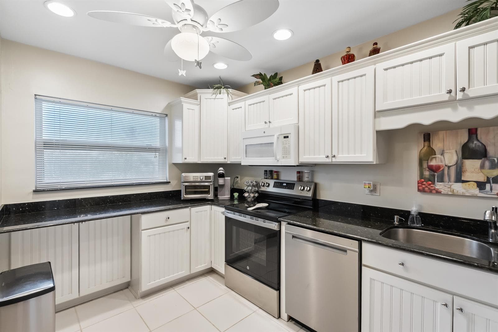 1351 Bayshore Drive 304 photo 16