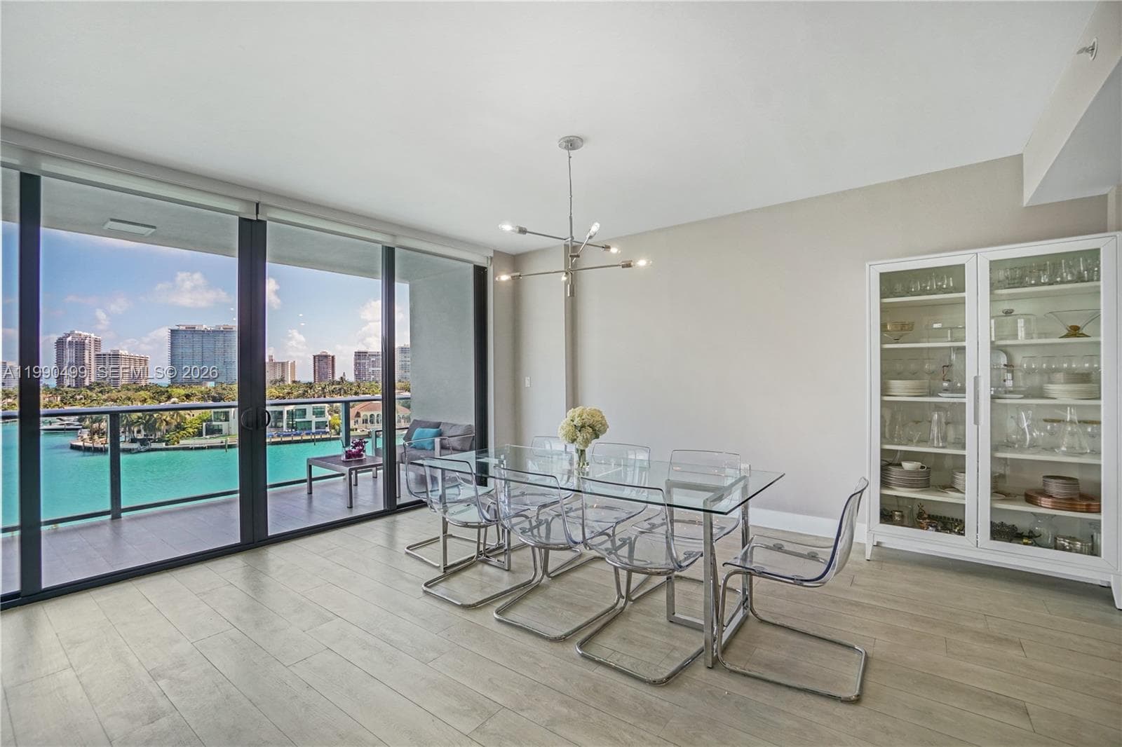 10201 E Bay Harbor Dr 601 photo 12