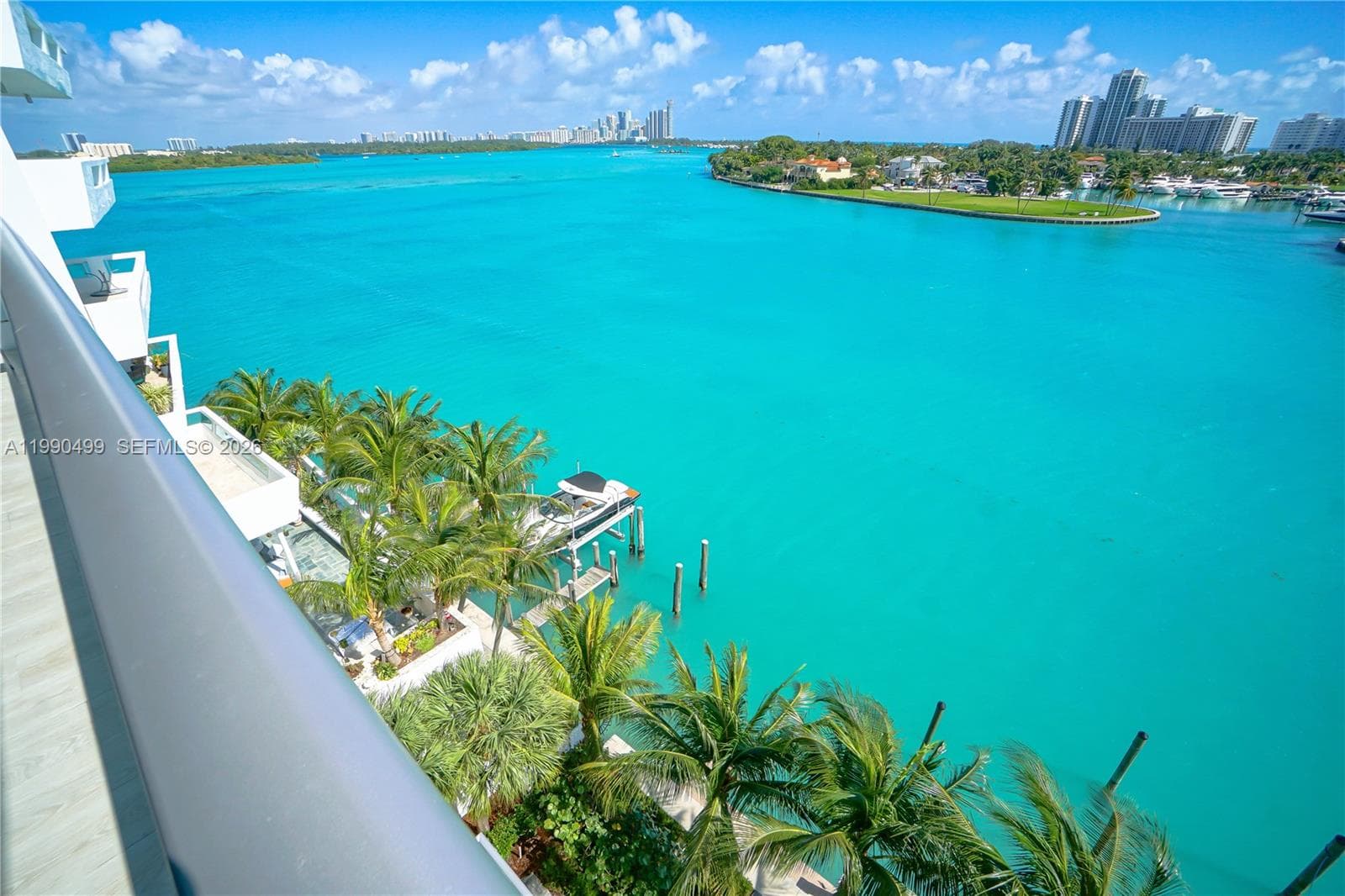 10201 E Bay Harbor Dr 601 photo 5