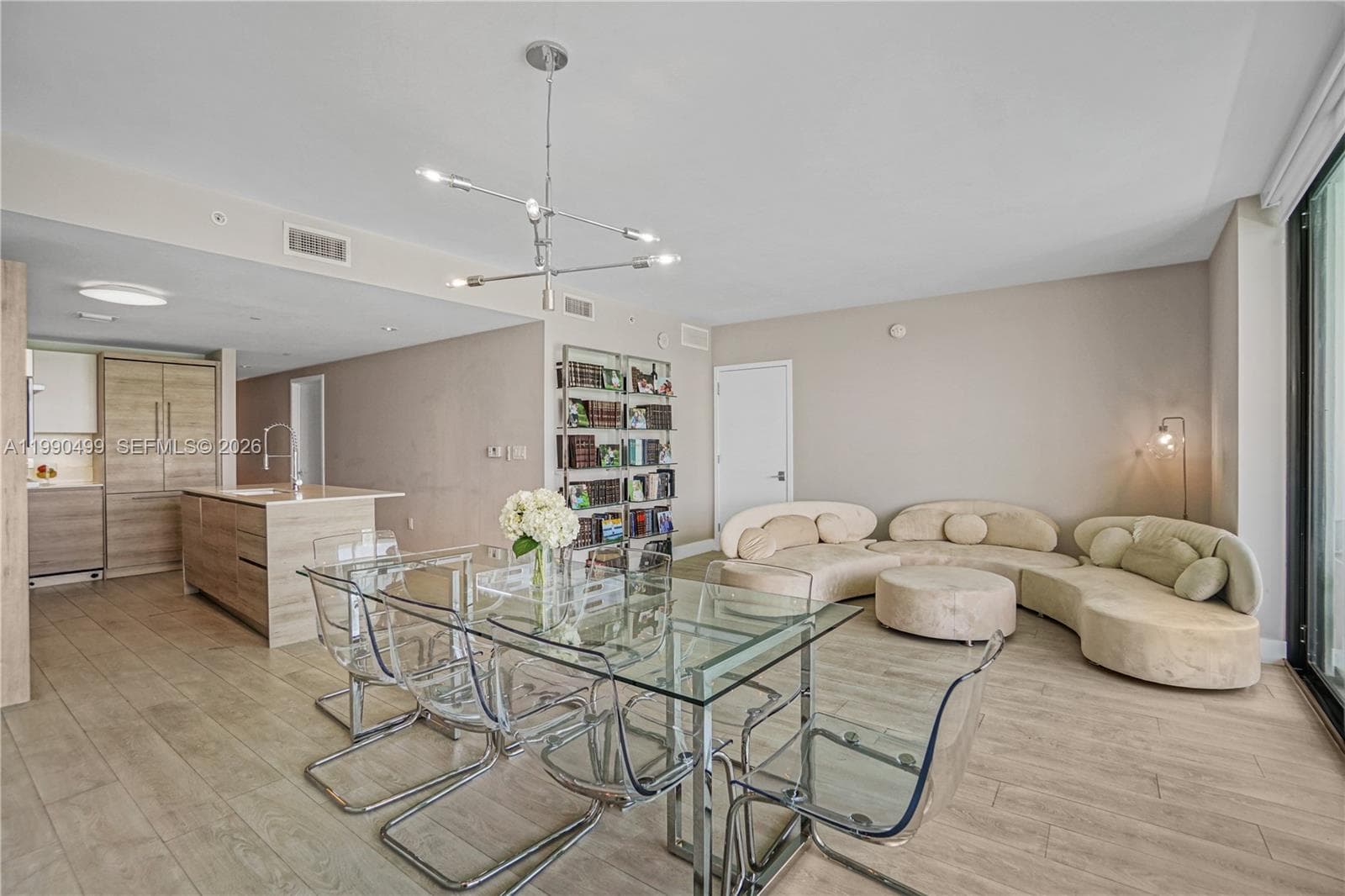 10201 E Bay Harbor Dr 601 photo 14