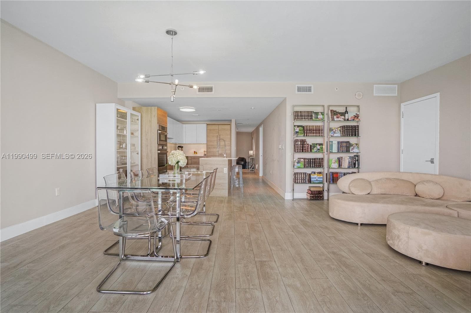 10201 E Bay Harbor Dr 601 photo 18