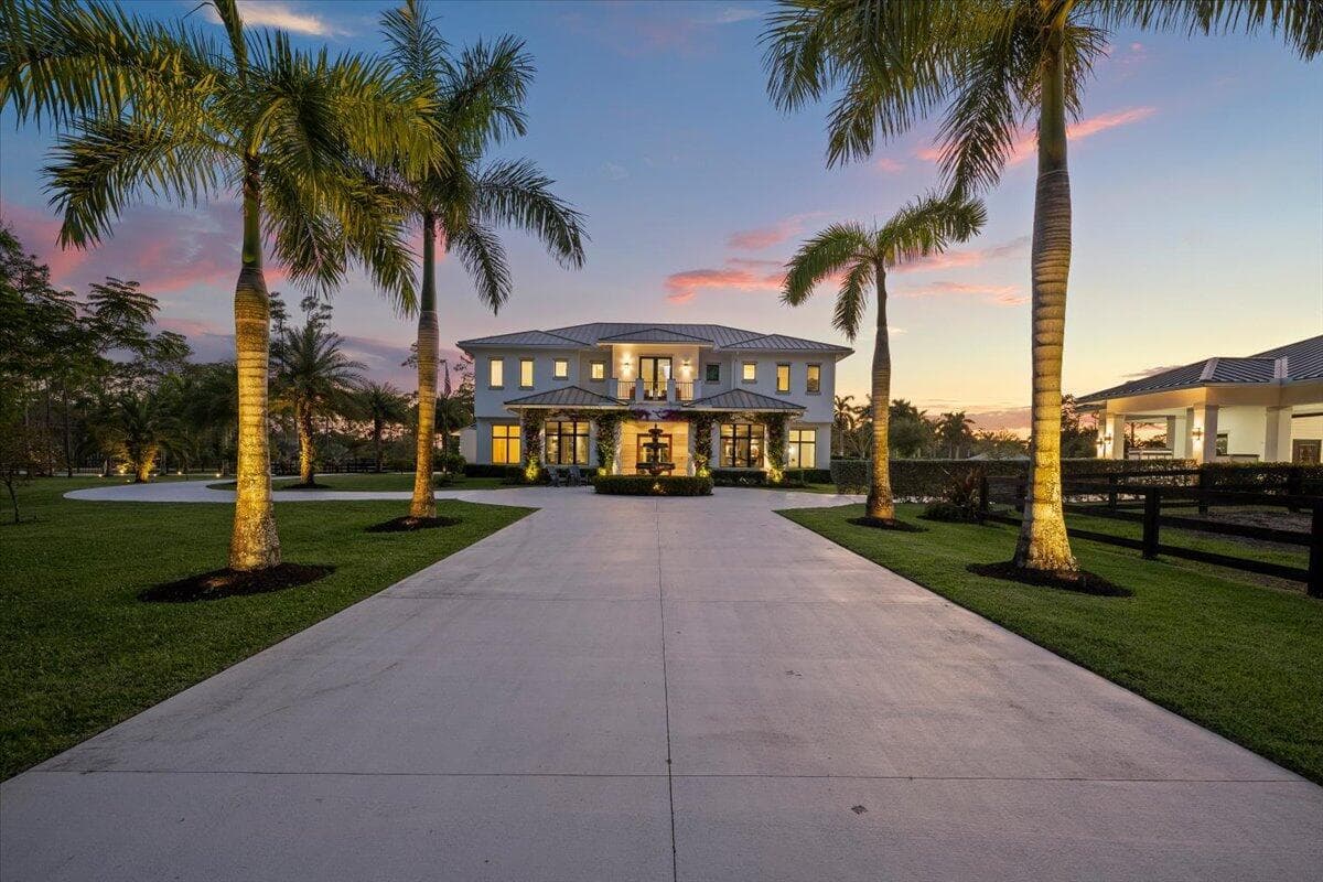 6209 Homeland Road photo 2