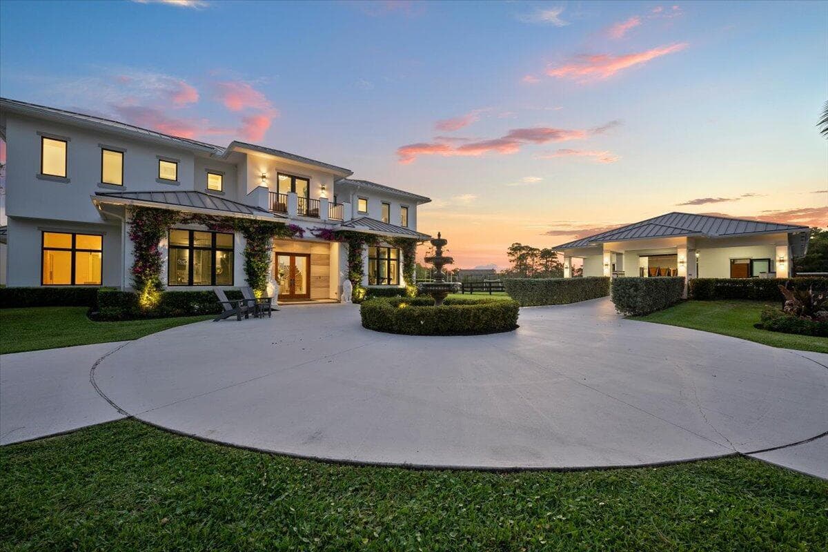 6209 Homeland Road photo 1