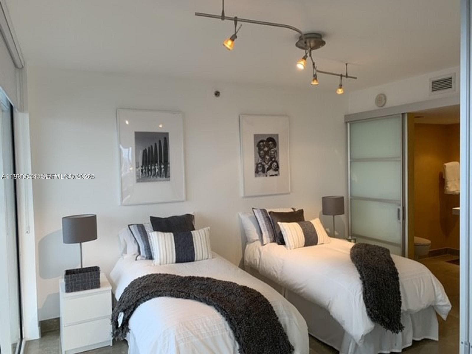 1830 S Ocean Drive 4608 photo 17