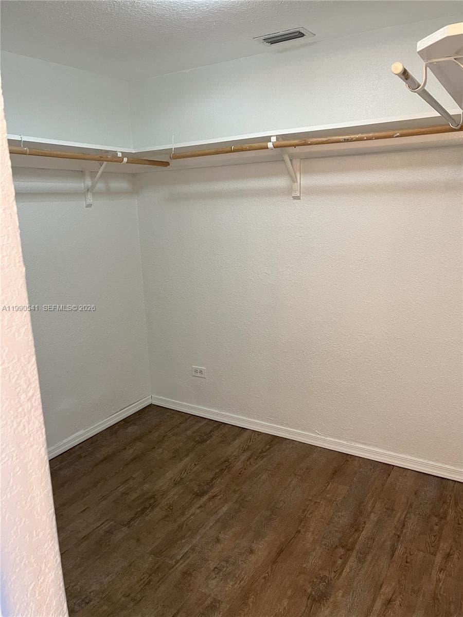 3660 166th St 305 photo 6