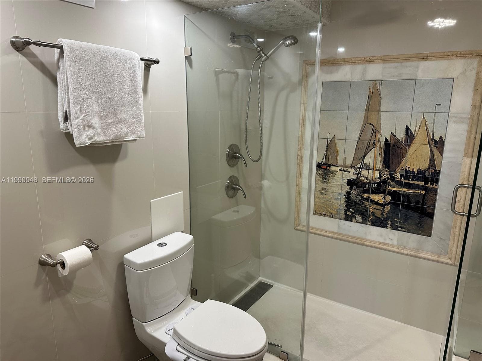 6039 Collins Ave 1431 photo 13