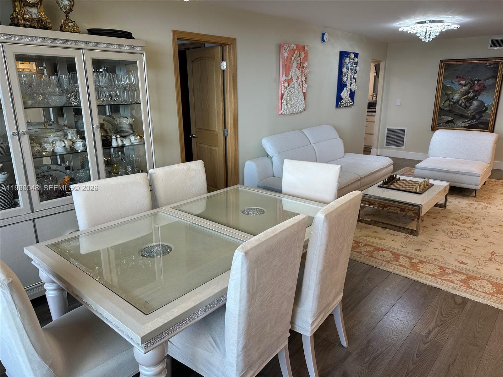 6039 Collins Ave 1431 photo 18