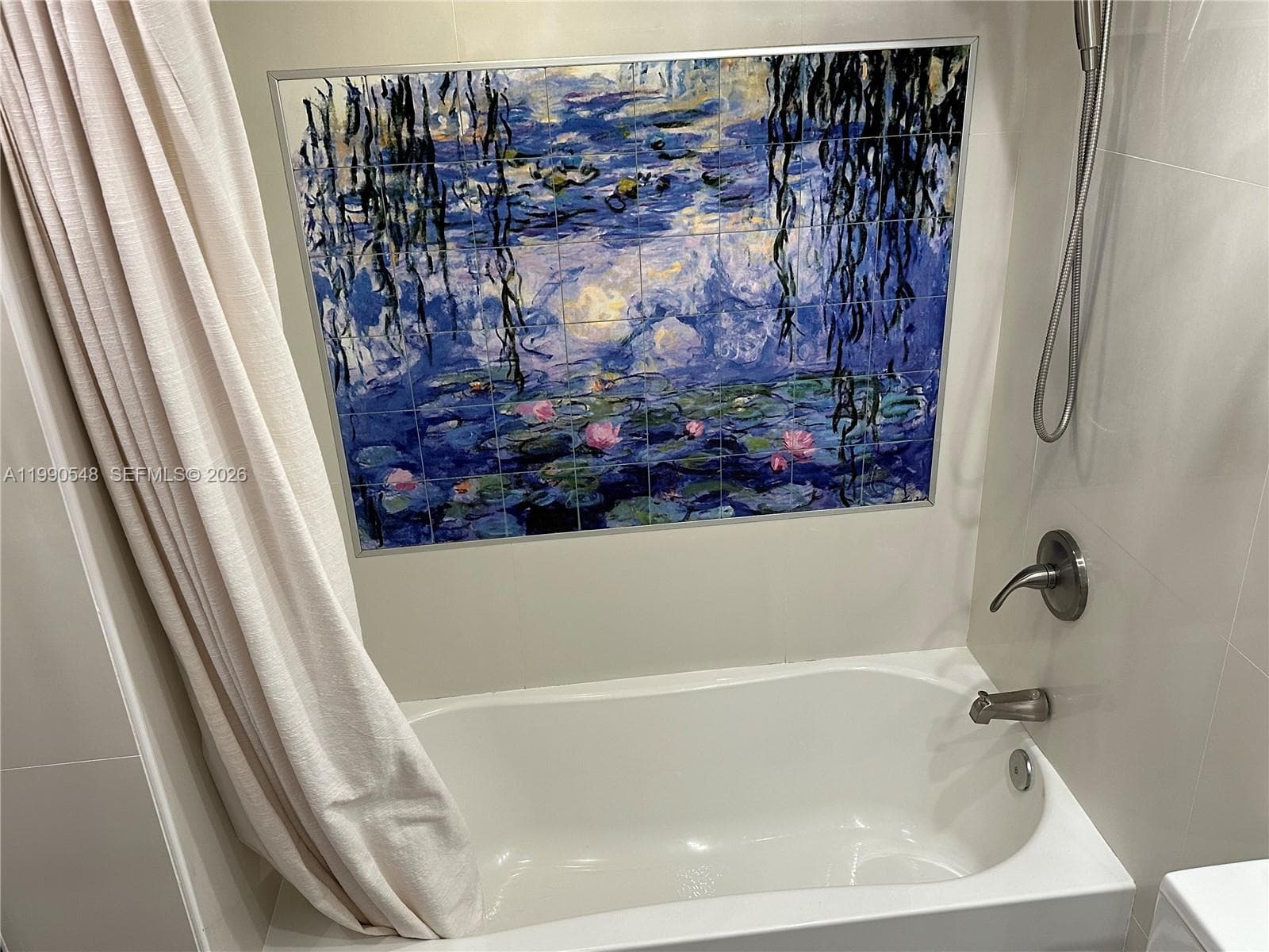6039 Collins Ave 1431 photo 15