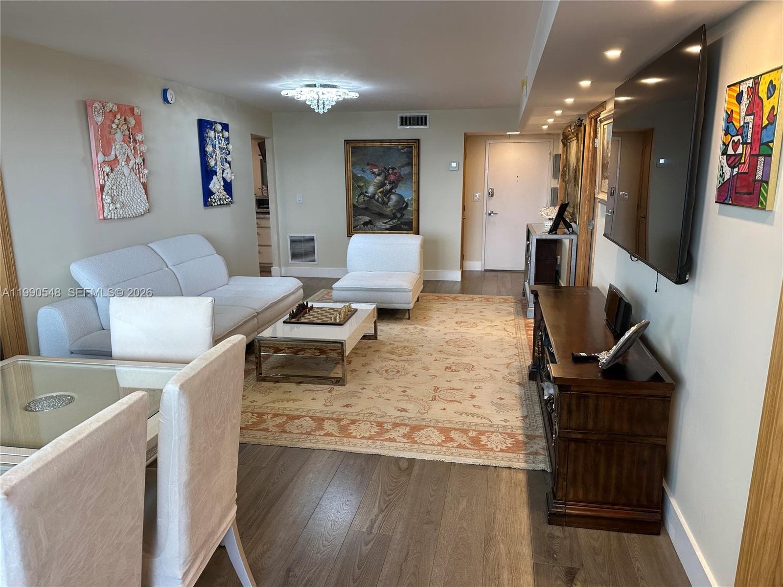 6039 Collins Ave 1431 photo 19