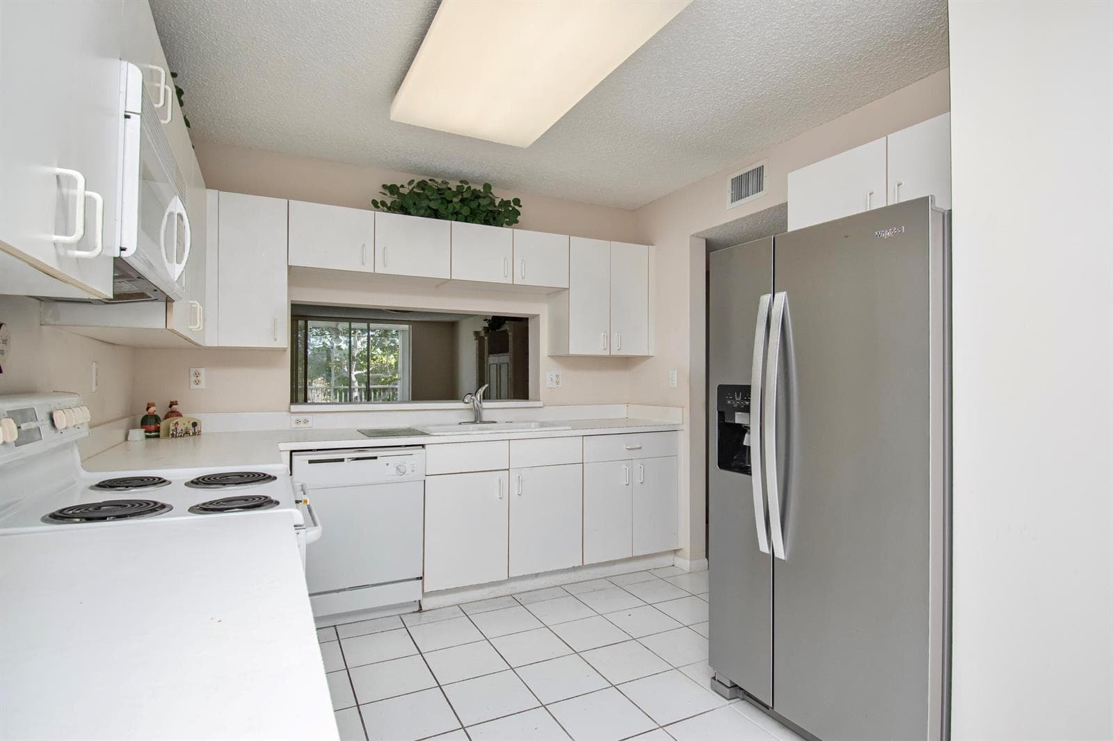 4734 Lucerne Lakes Boulevard E 301 photo 8