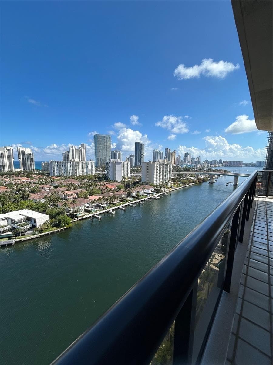 19667 TURNBERRY WAY 18-K photo 10