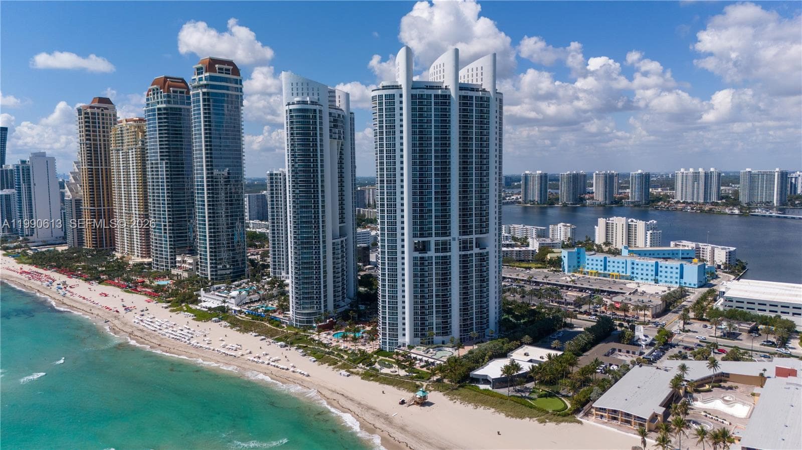 18201 Collins ave 3