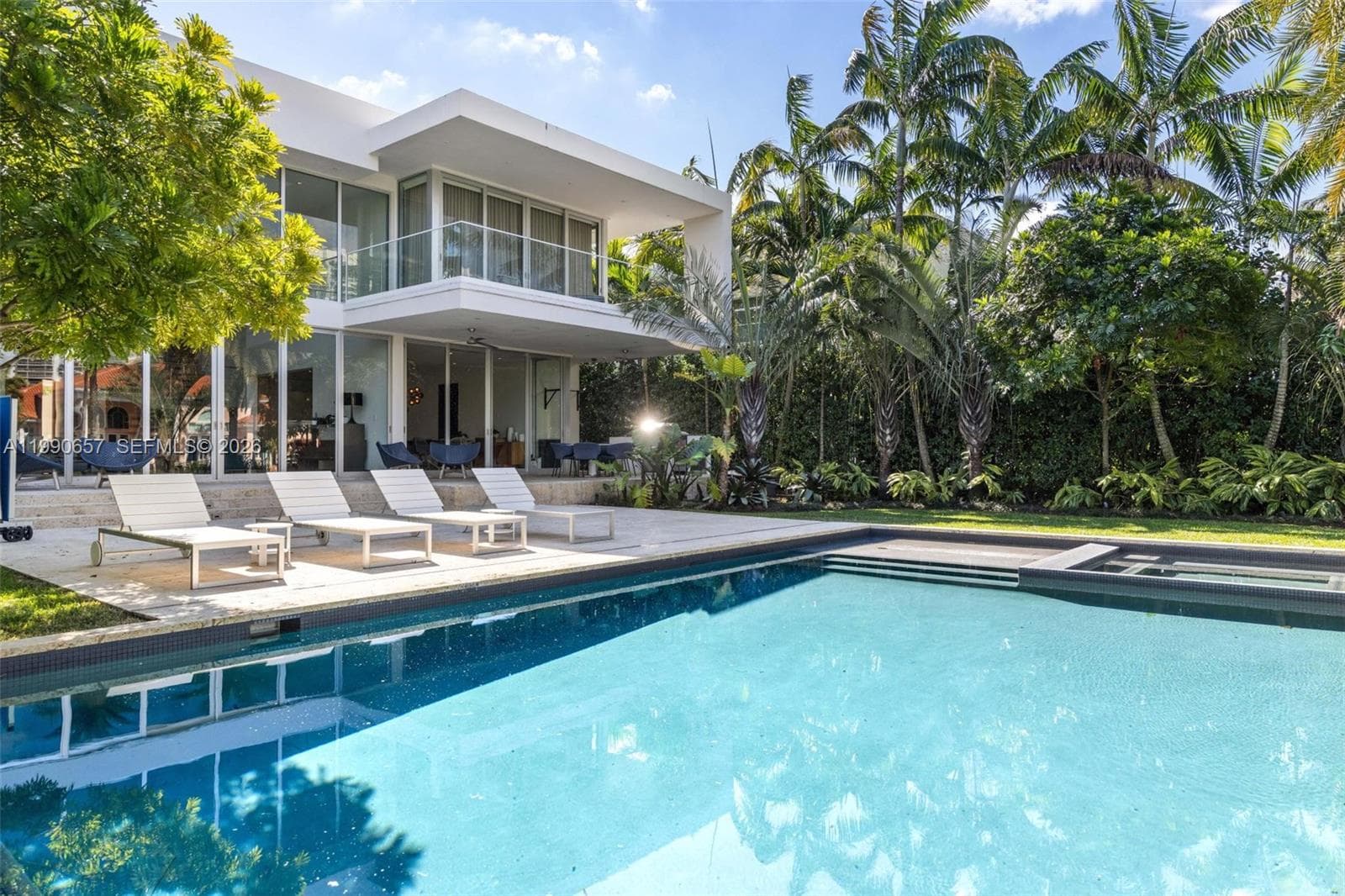 410 Golden Beach Dr photo 2