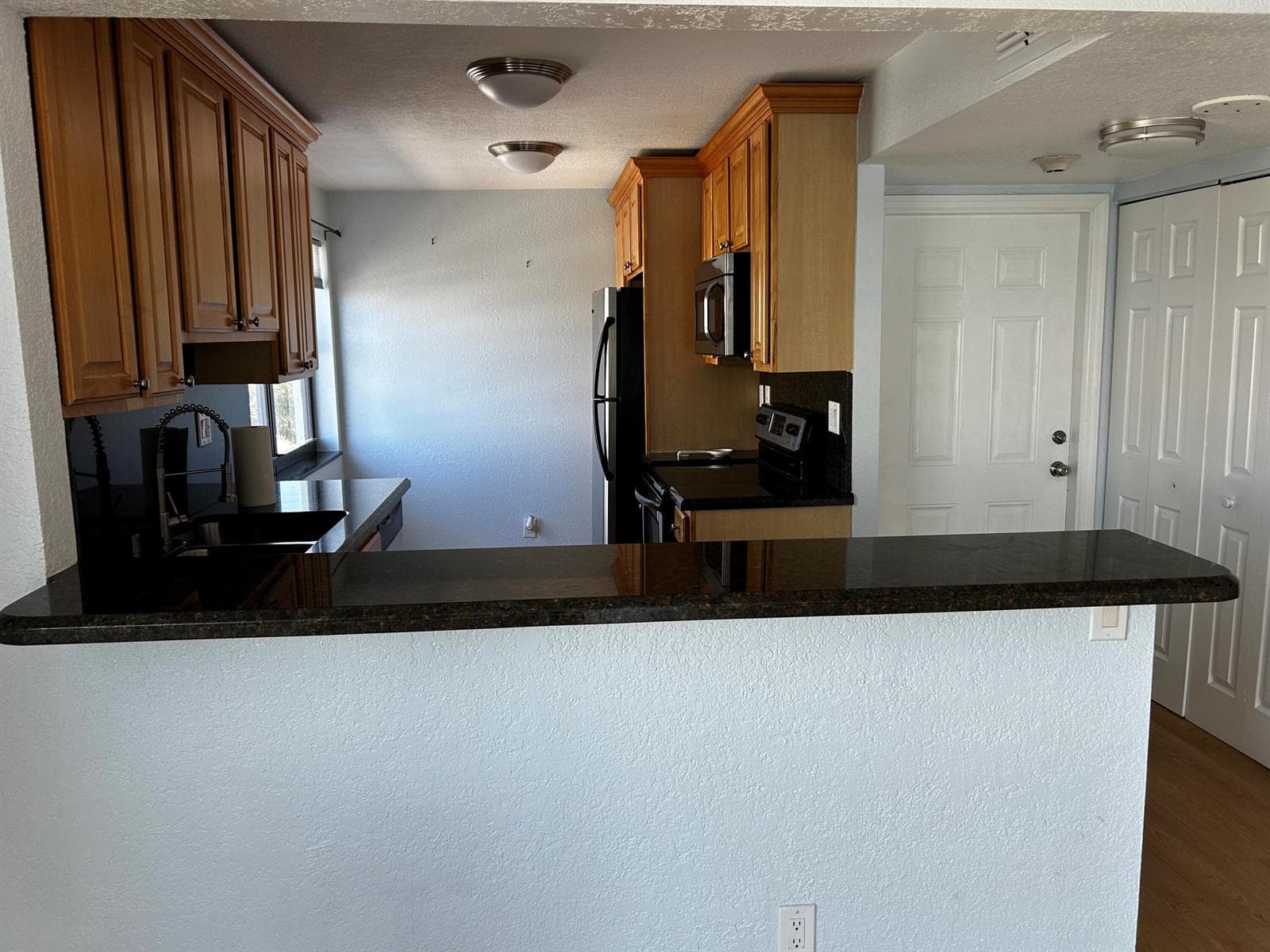 1401 N Riverside Drive N 307 photo 21