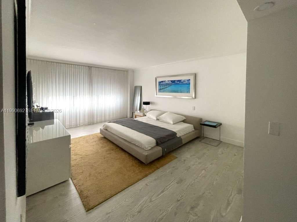 9801 Collins Ave 18U photo 23