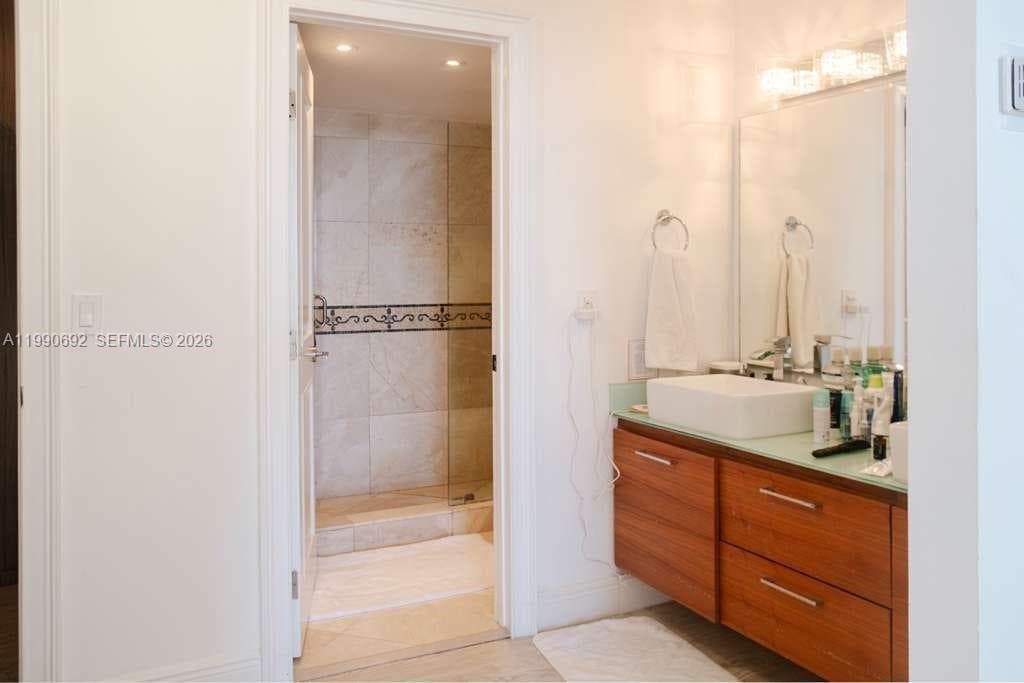 9801 Collins Ave 18U photo 18