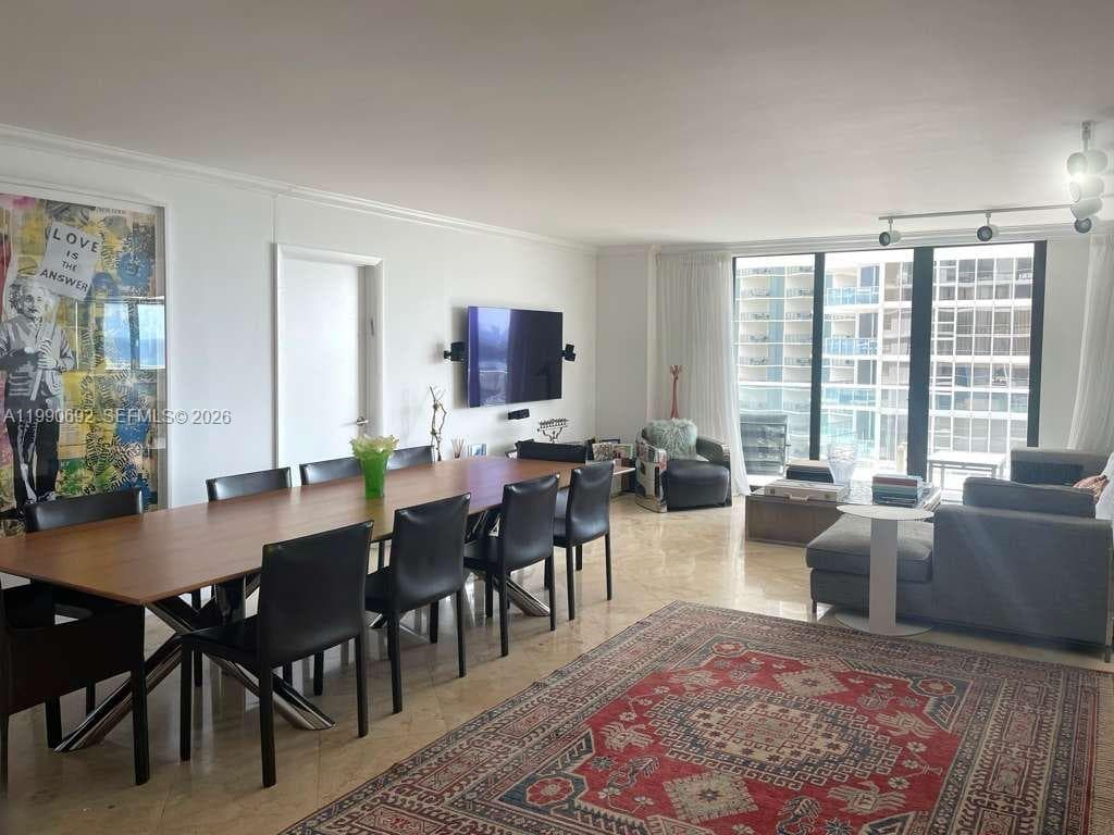 9801 Collins Ave 18U photo 4