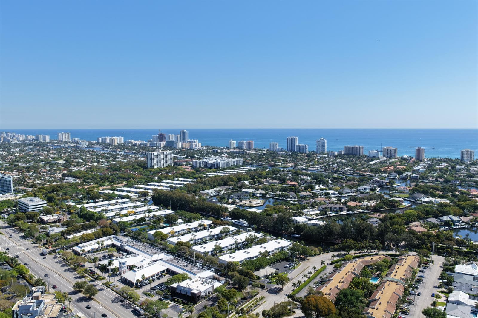 6231 Bay Club Drive 4 photo 18
