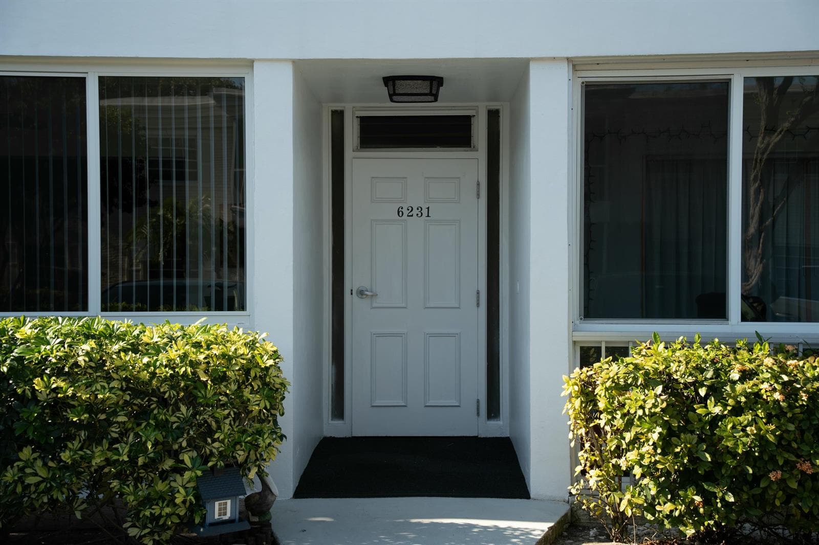 6231 Bay Club Drive 4 photo 15