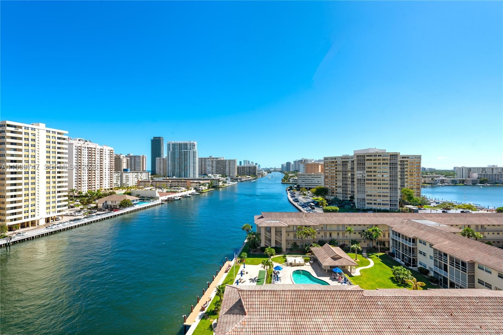 2600 Hallandale Beach Blvd T1001 photo 16
