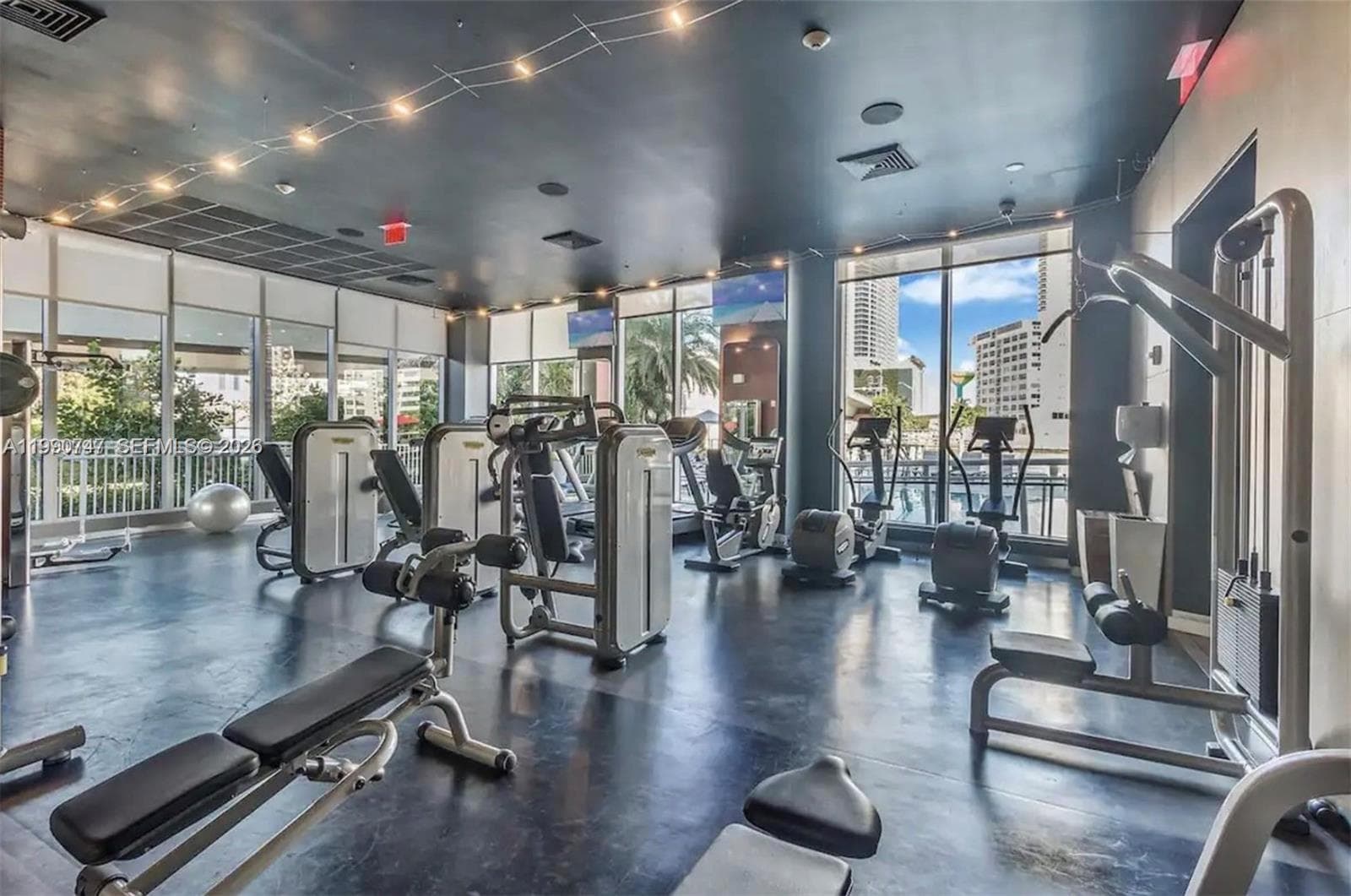 2600 Hallandale Beach Blvd T1001 photo 15