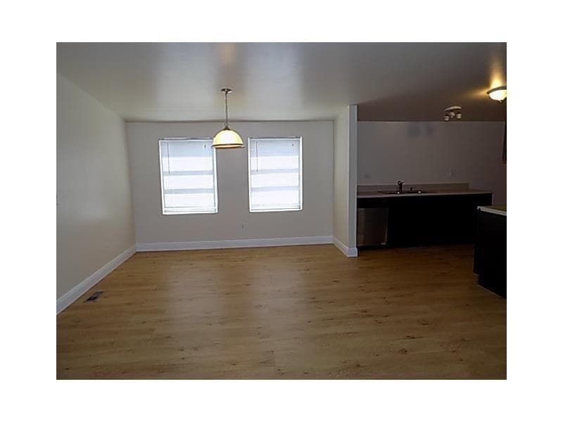 10480 S 228th Lane photo 3